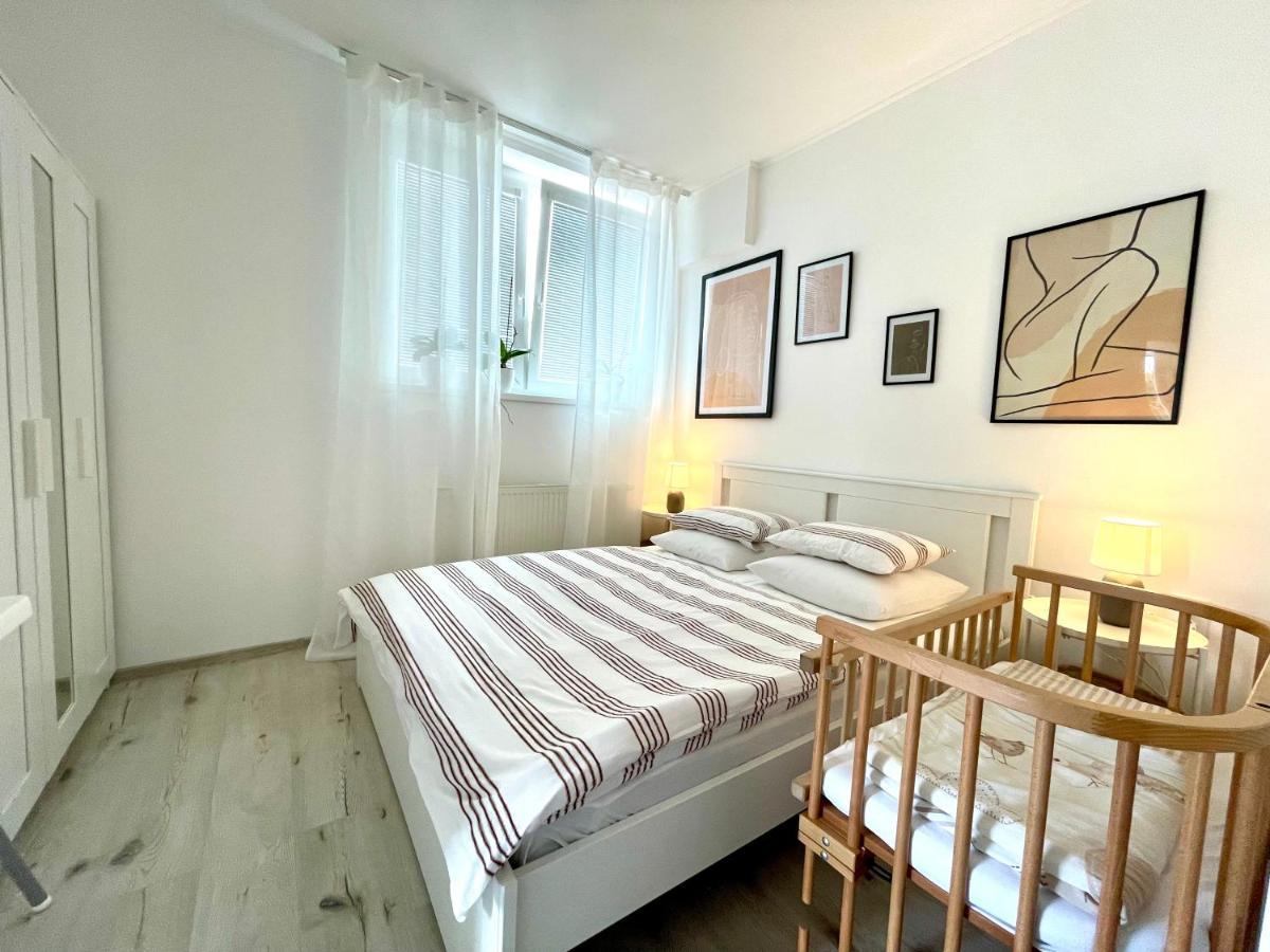 P&P Apartmany Бойниці Екстер'єр фото